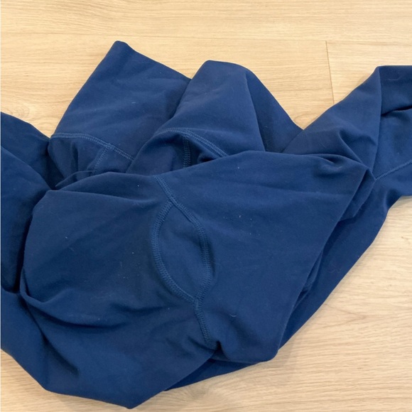 Athleta salutation stash high rise leggings - Picture 9 of 9